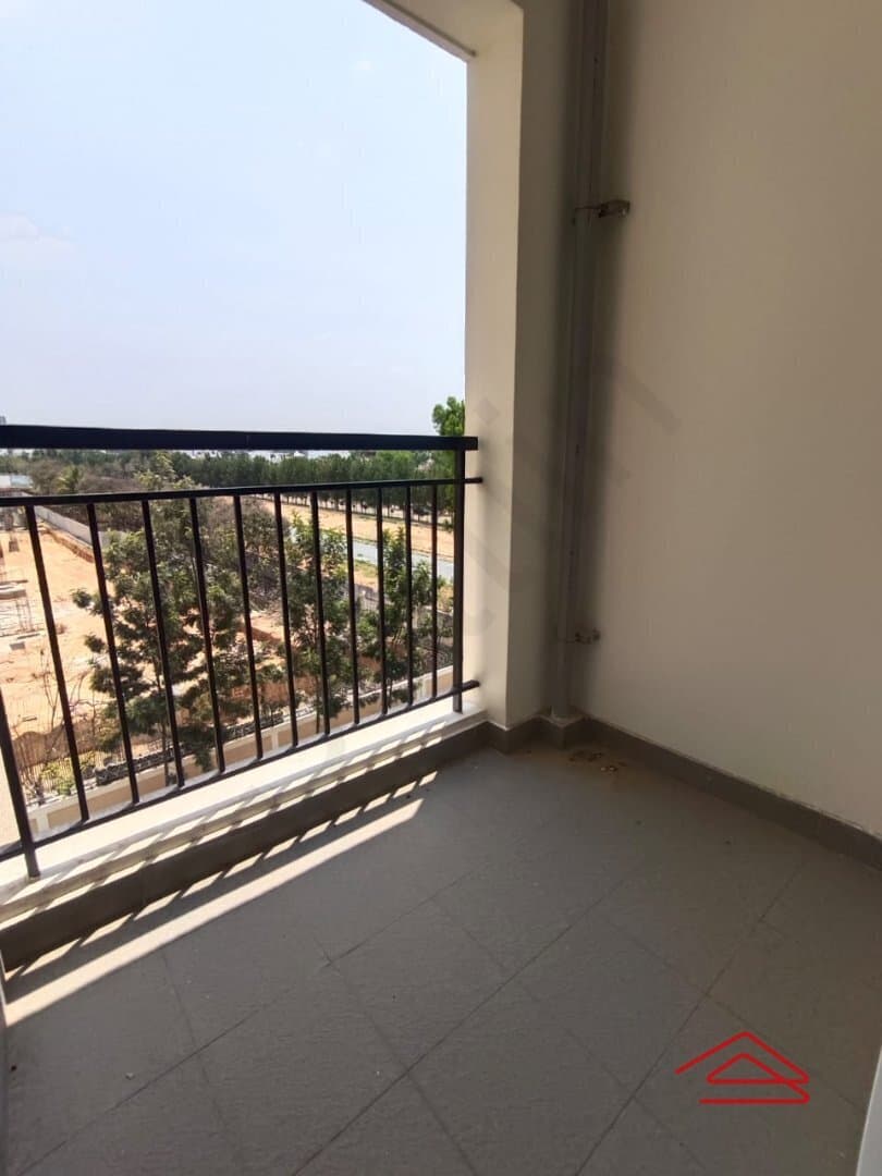 Balcony 2