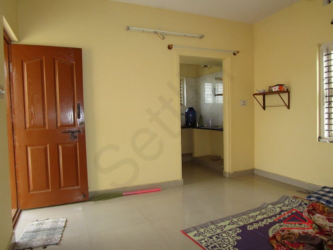 halls-oFoa.jpg