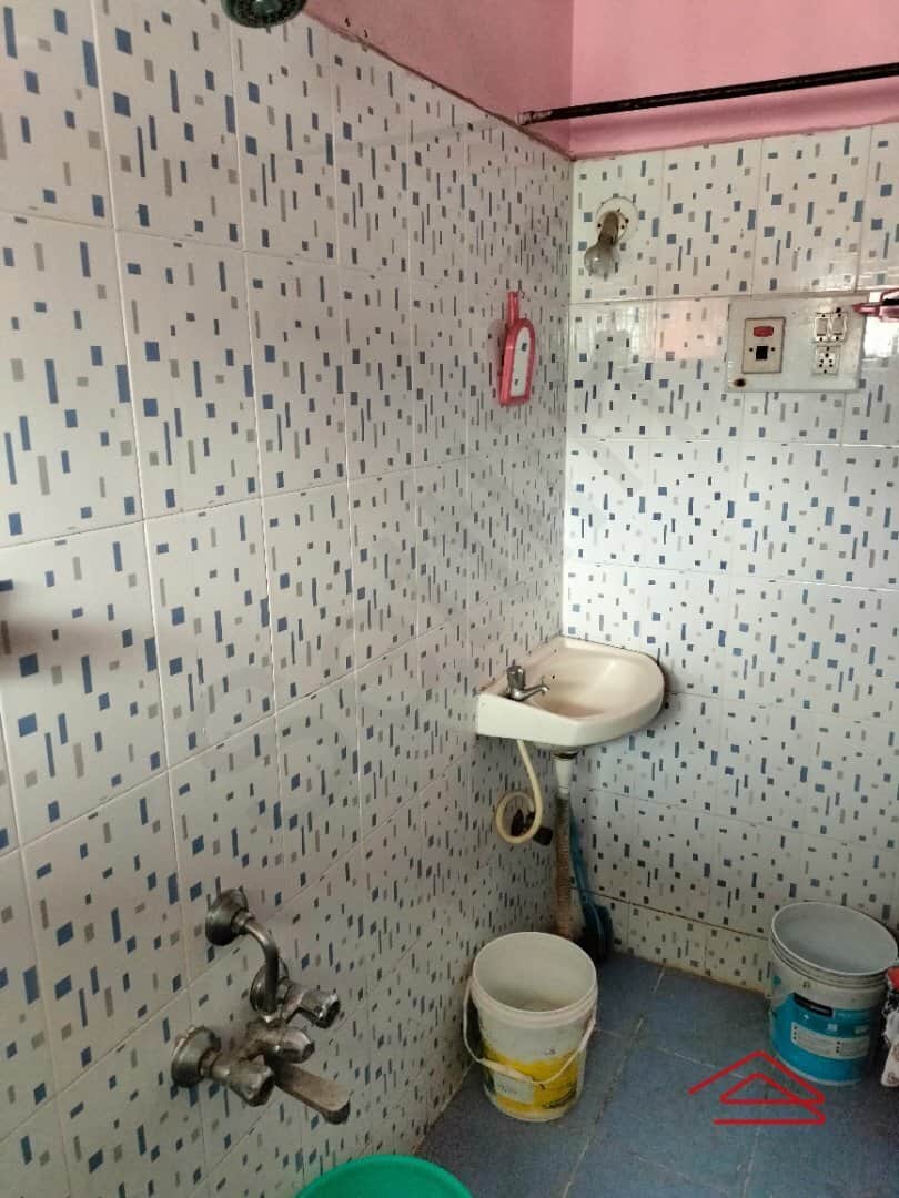 Sub Unit : bathrooms 1