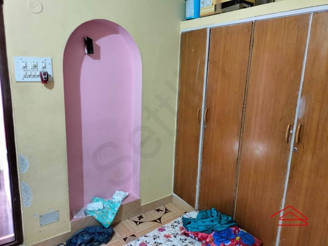 Sub Unit : bedrooms 1