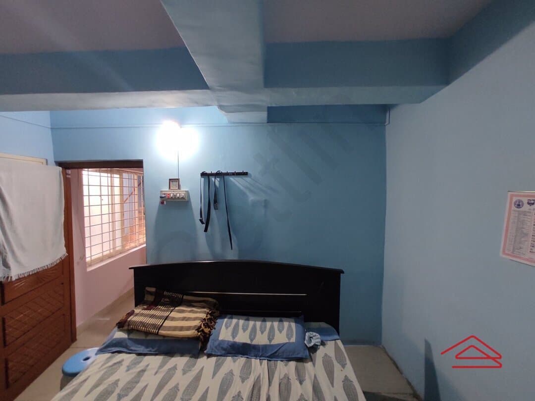 bedrooms-HZi6.jpg
