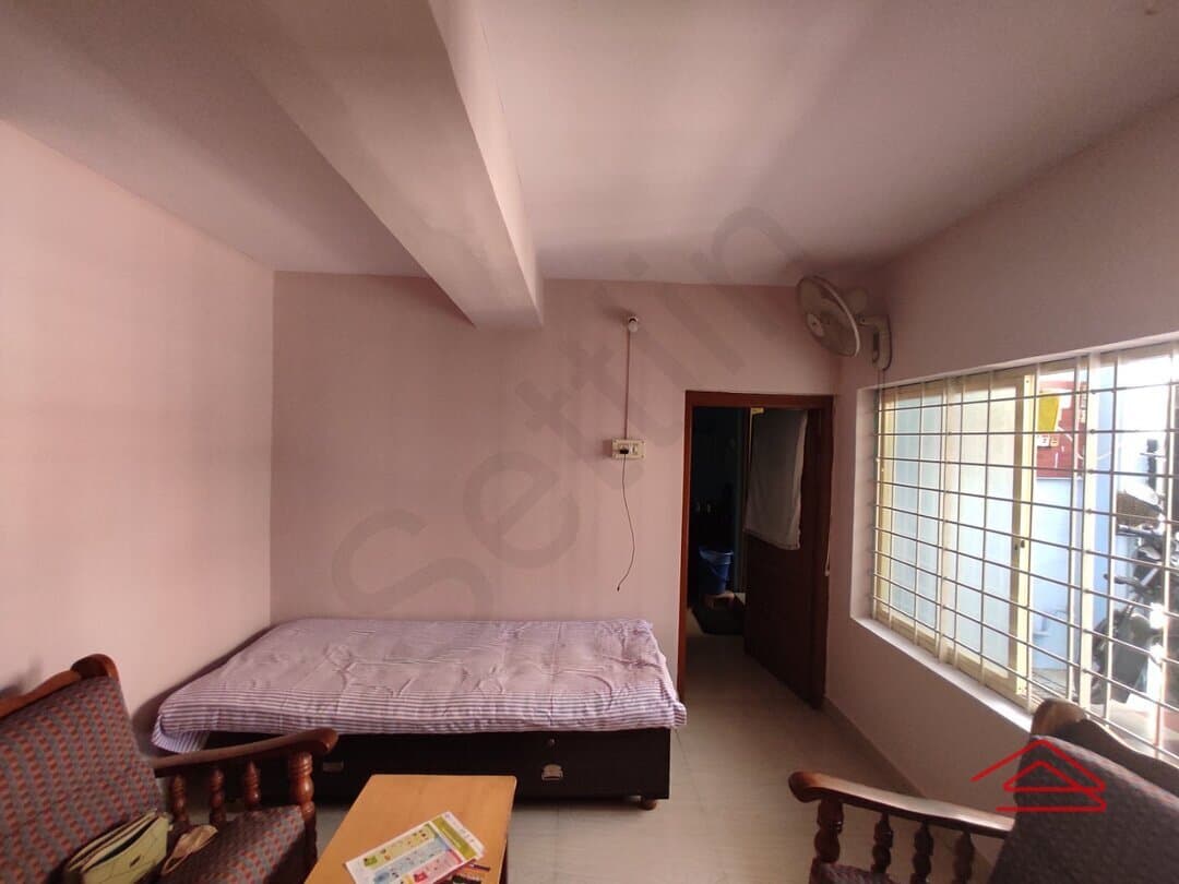 halls-dSYA.jpg