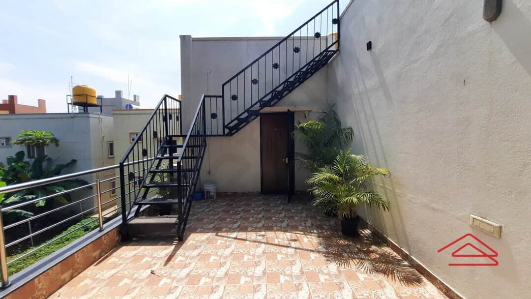 Balcony 1