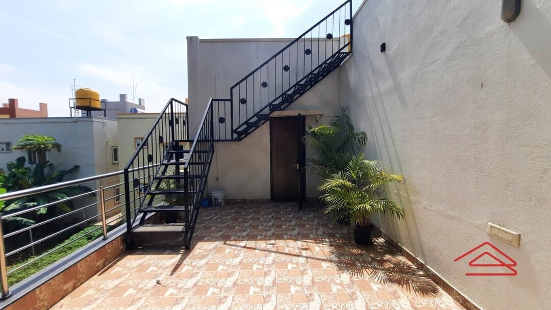 Balcony 1