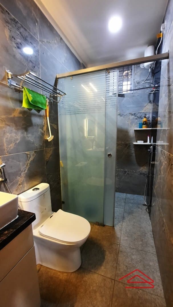 Bathroom 3