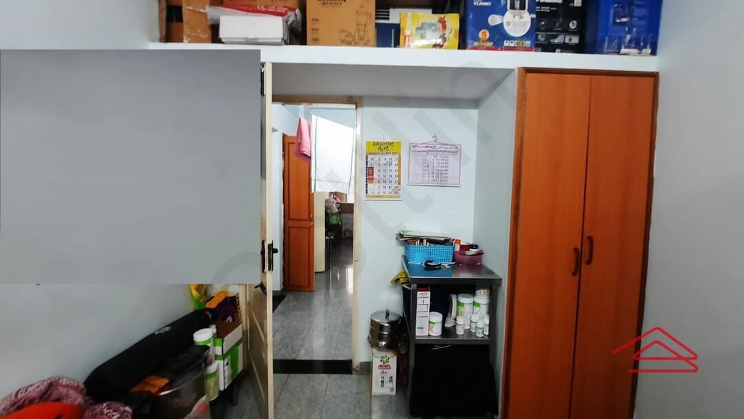 bedrooms-Adj5.jpg