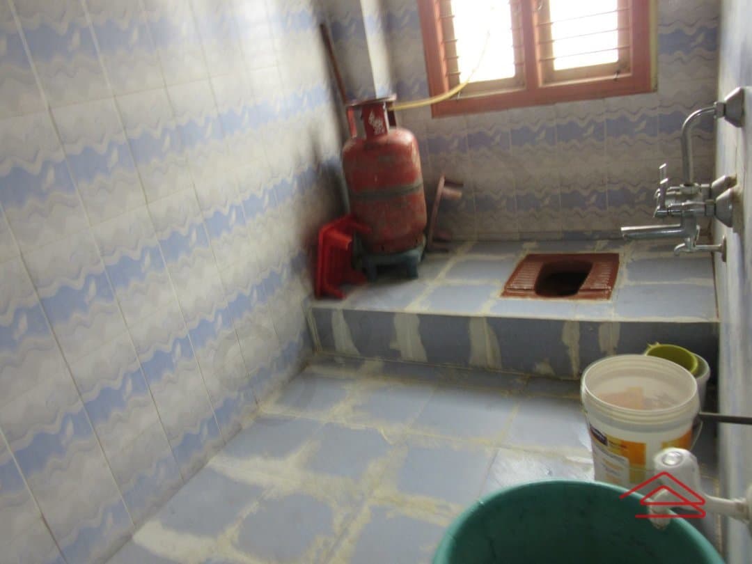 bathrooms-1581074633888.jpg