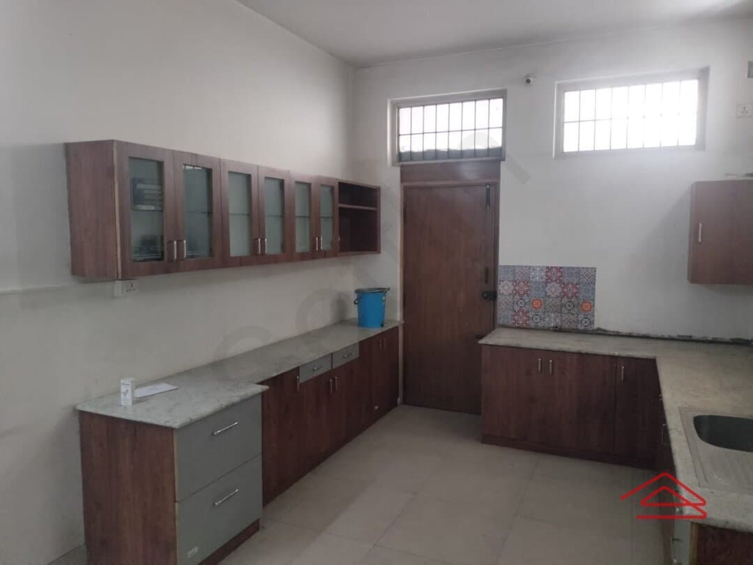 kitchens-GJpB.jpg