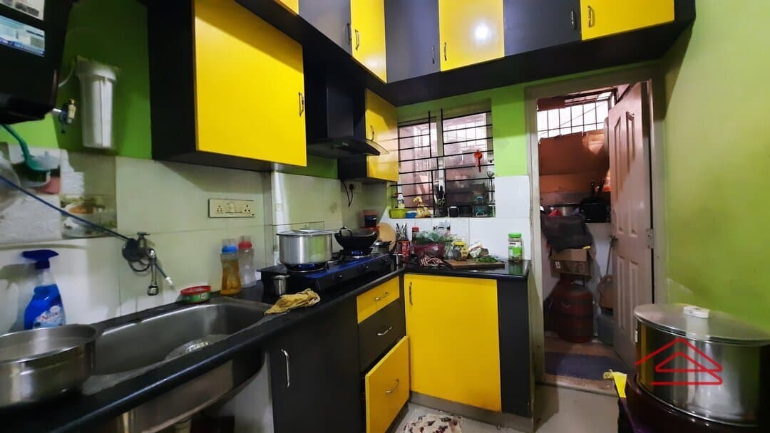 Kitchen 1