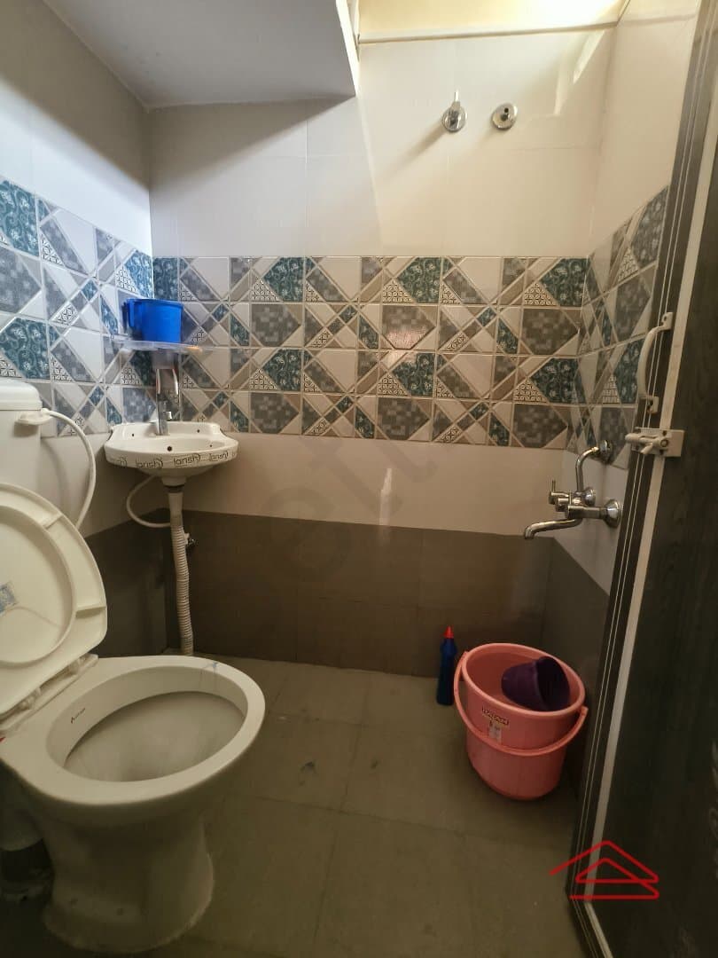 bathrooms-6sCA.jpg