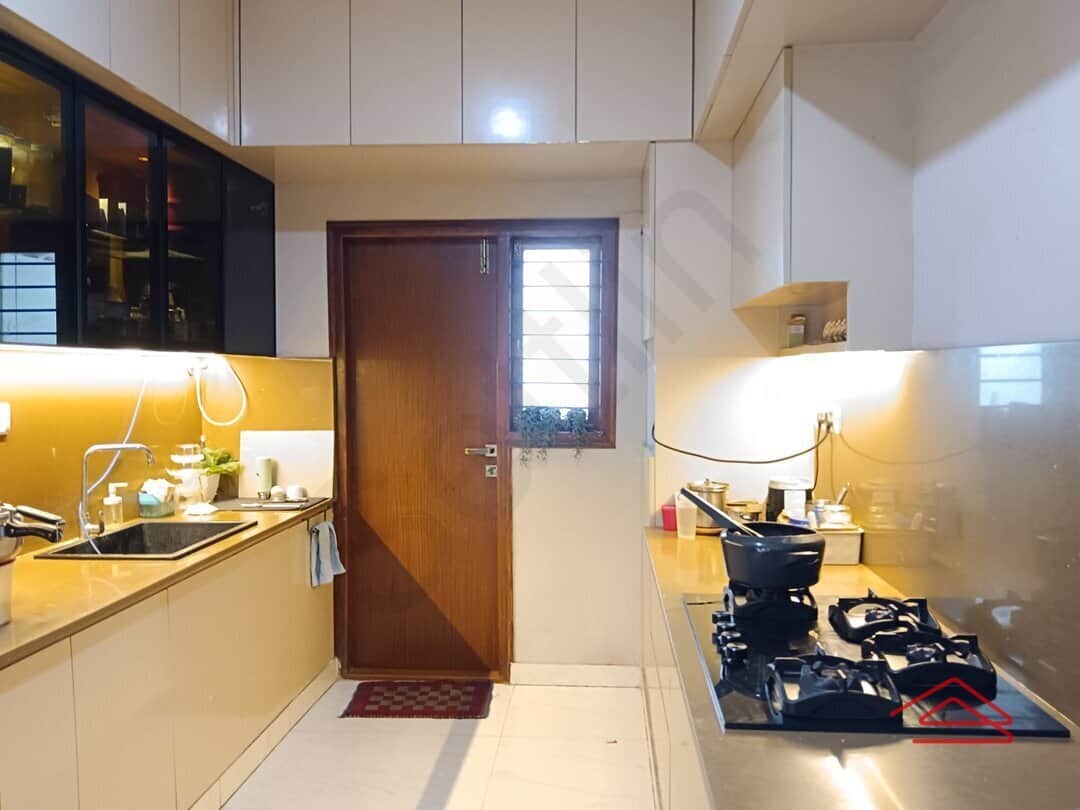 Kitchen 1