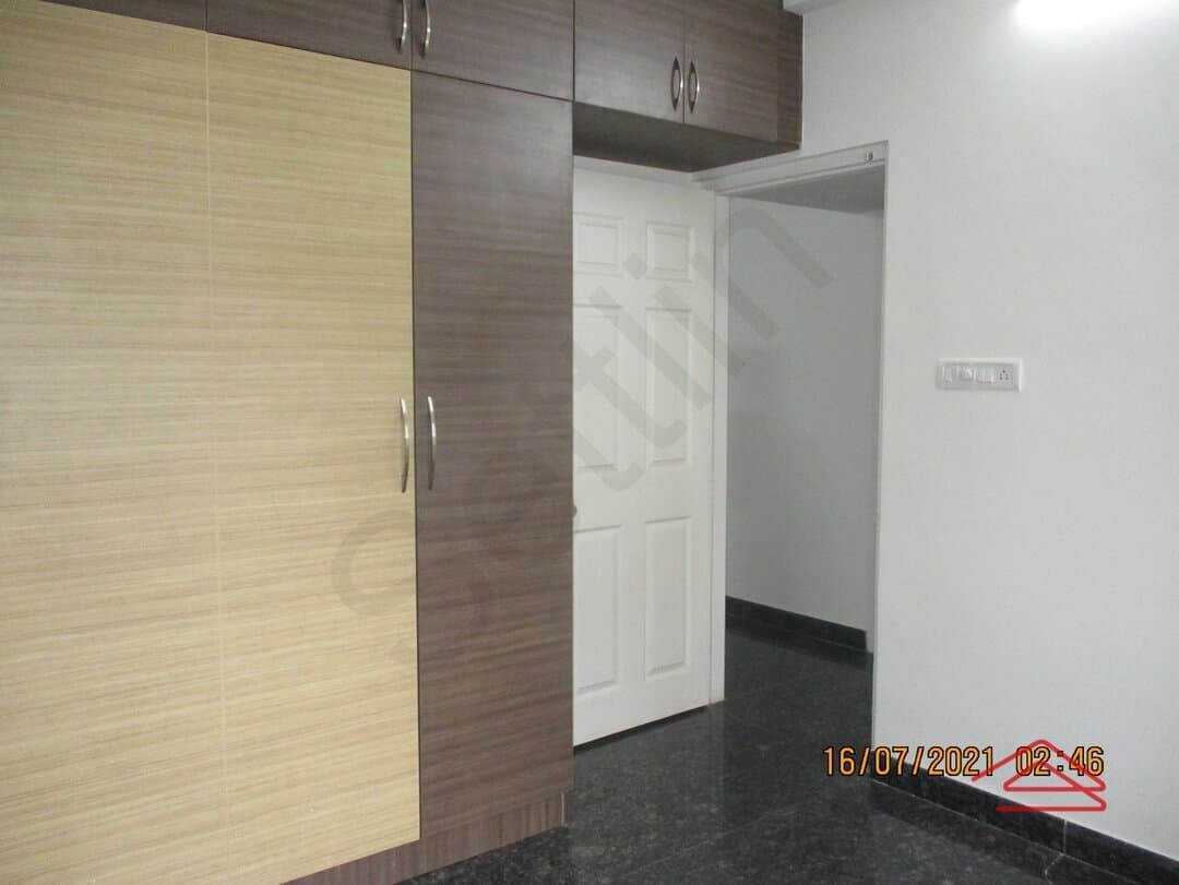bedrooms-f8gE.jpg