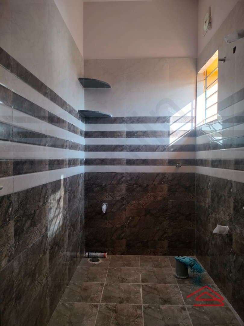 bathrooms-T2oZ.jpg