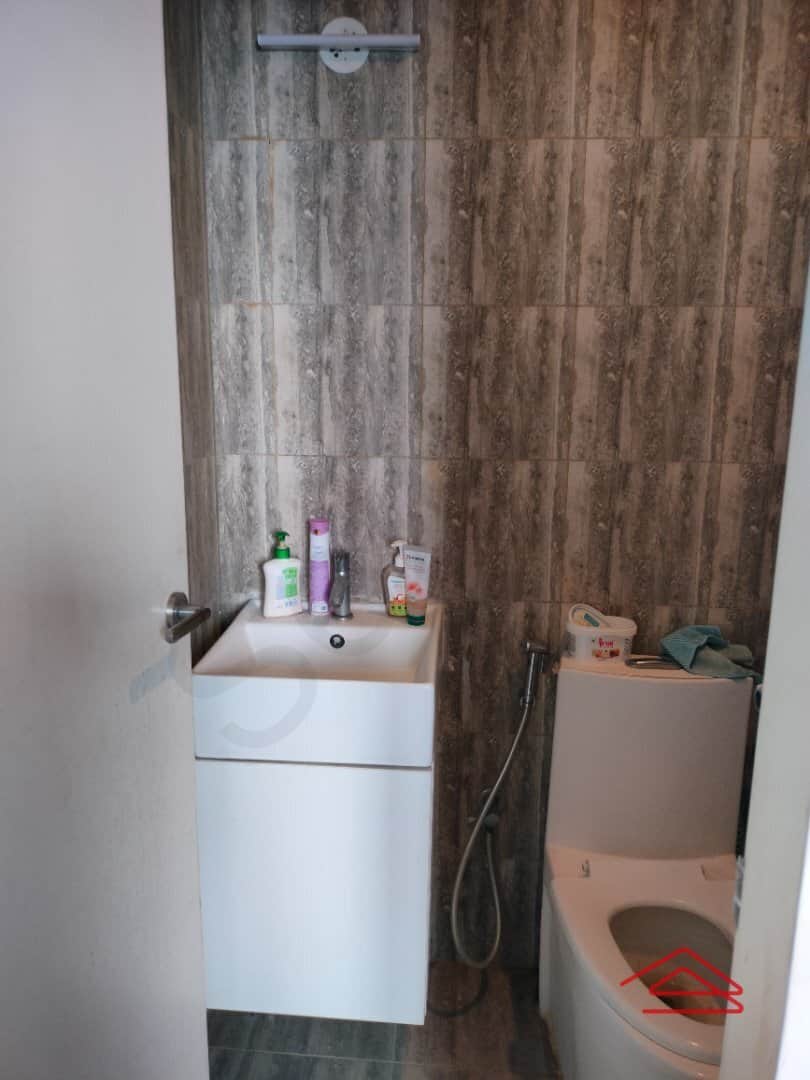 Bathroom 2