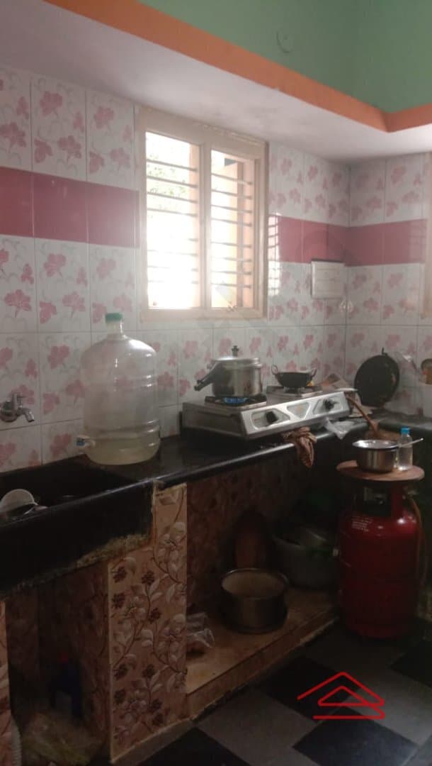 kitchens-gvyC.jpg
