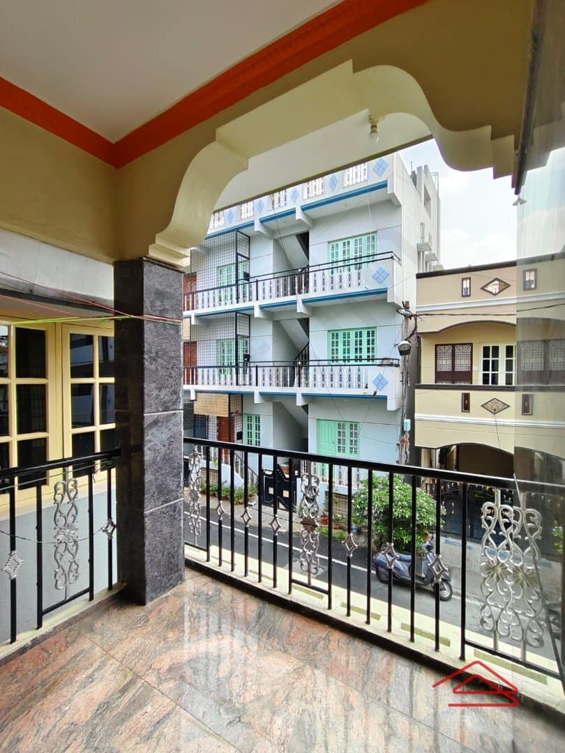 balconies-XWT6.jpg
