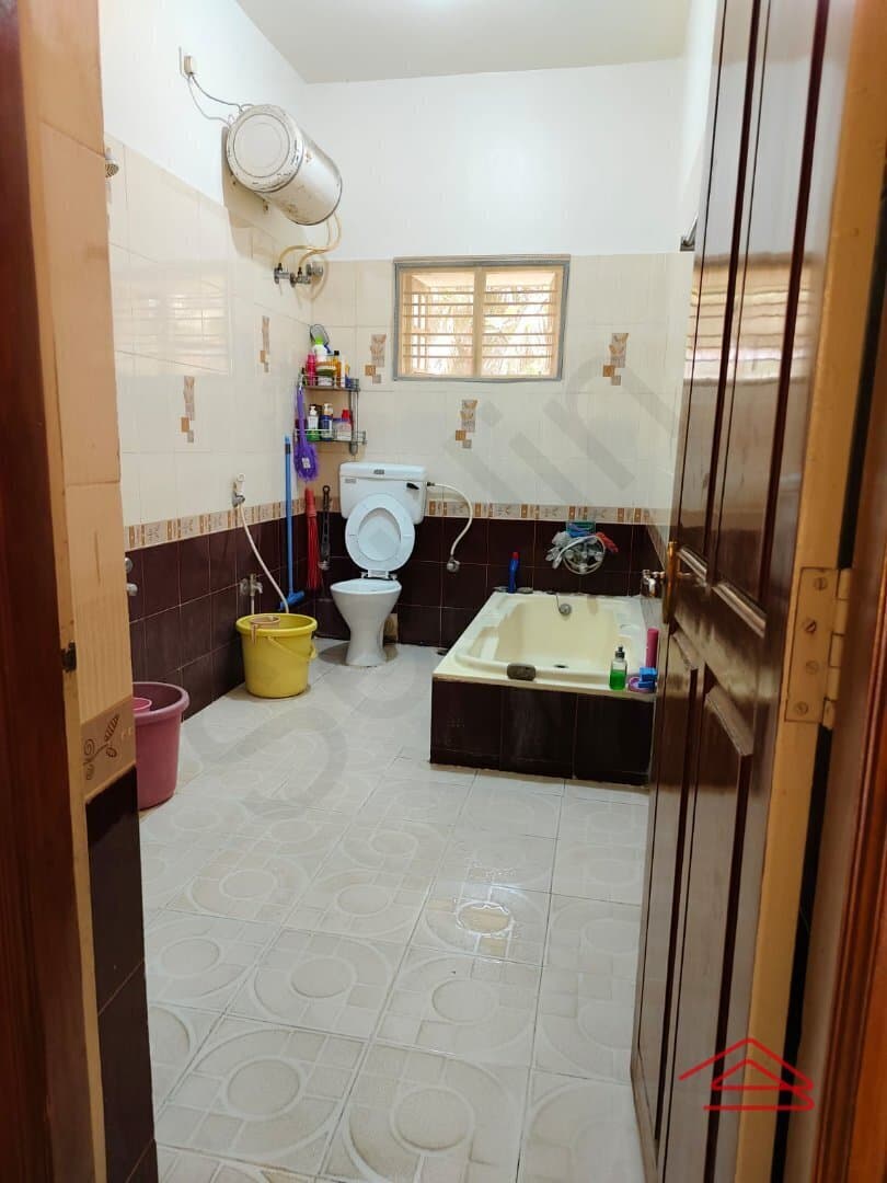 bathrooms-683Y.jpg