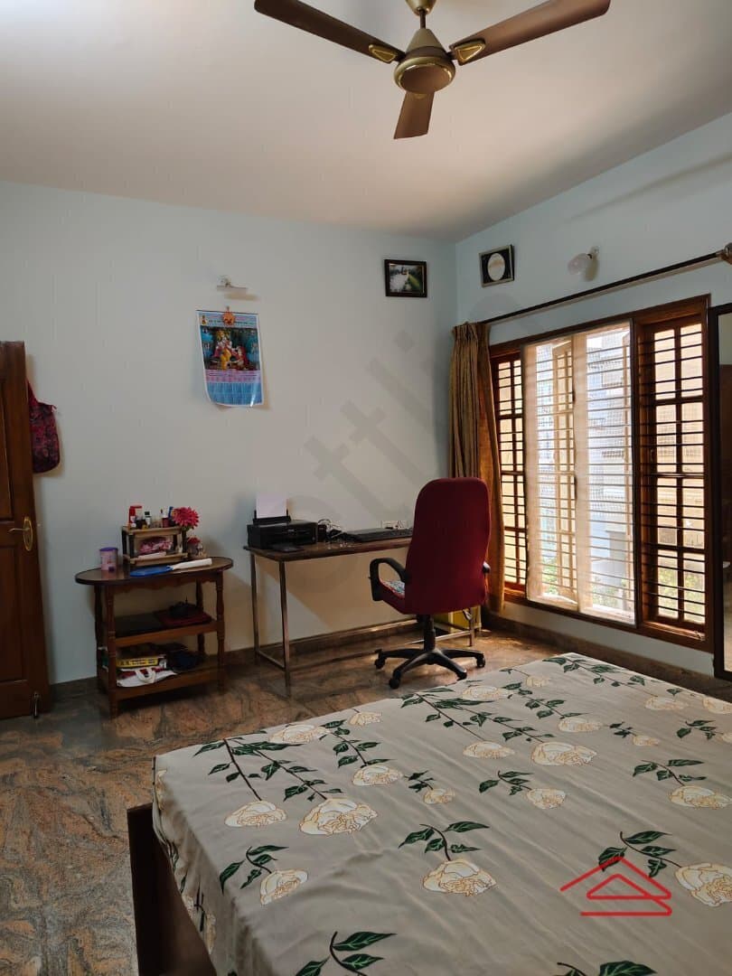 bedrooms-M2WK.jpg