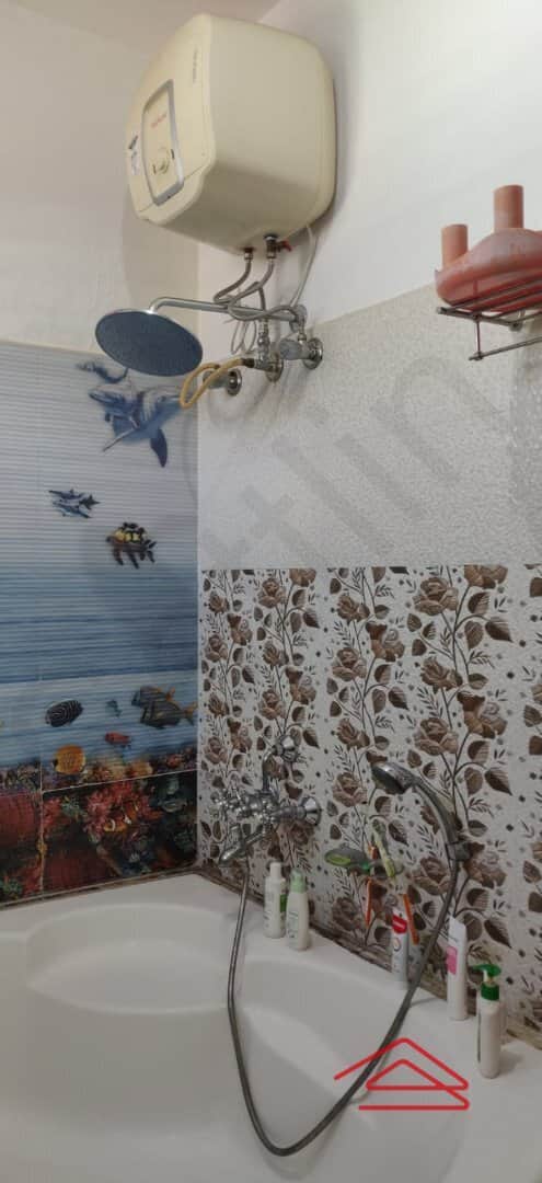 Sub Unit : bathrooms 2