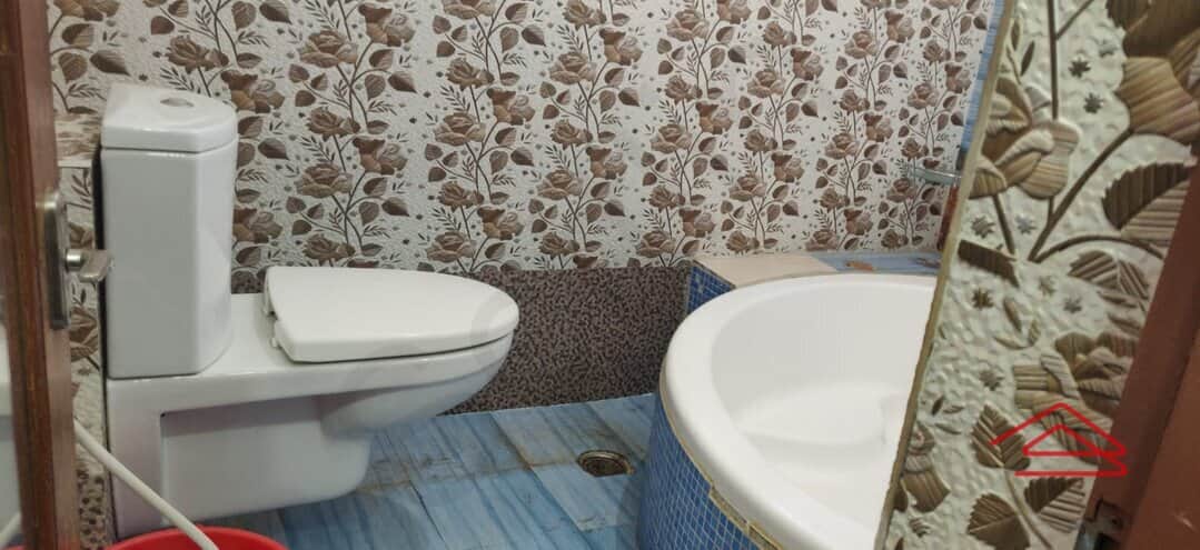 Sub Unit : bathrooms 2