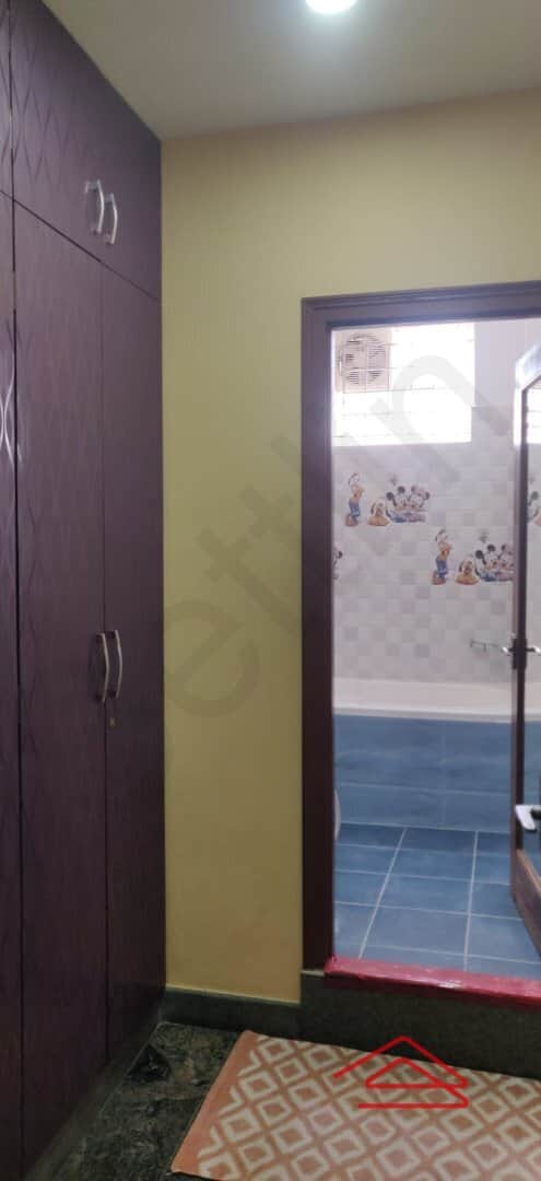 Sub Unit : bedrooms 3