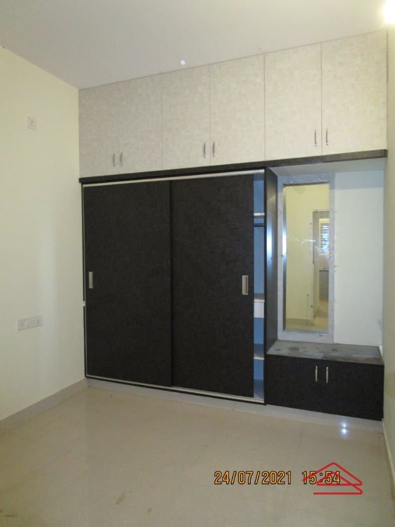 bedrooms-6RD4.jpg