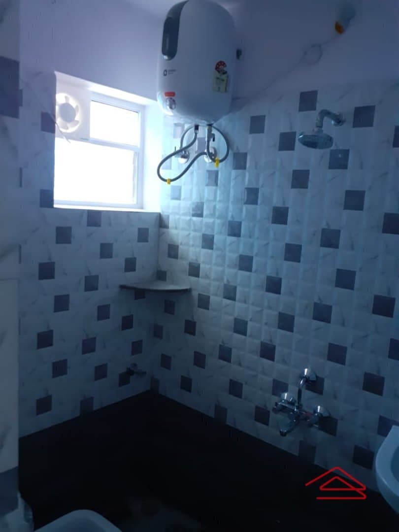 bathrooms-gSnf.jpg