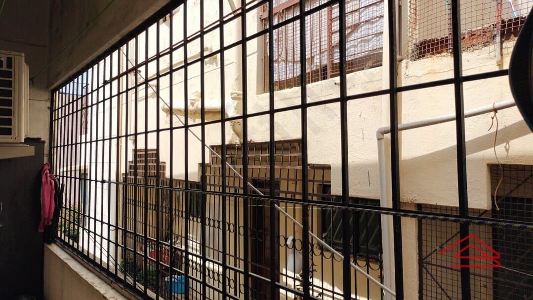 balconies-z5za.jpg