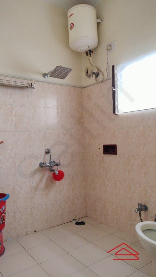 bathrooms-9uZi.jpg