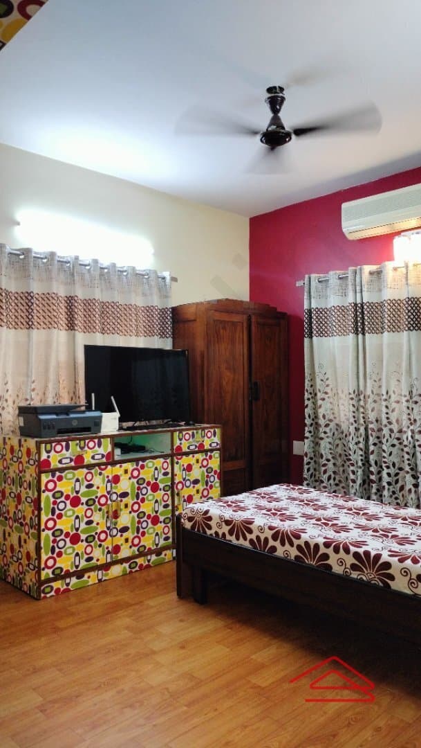 bedrooms-E7iJ.jpg
