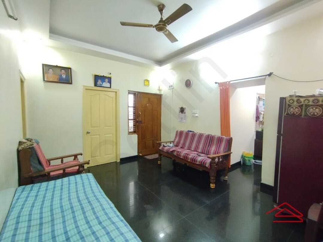 halls-2kRt.jpg