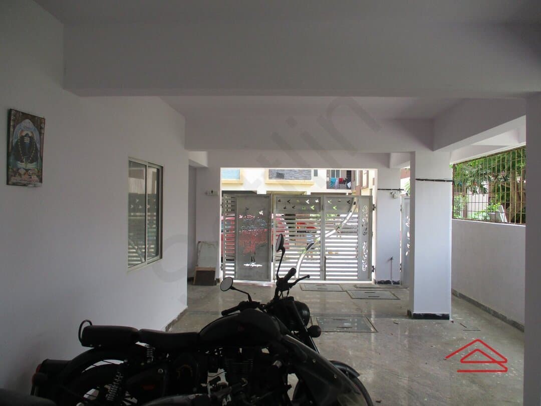 parkings-9J7E.jpg