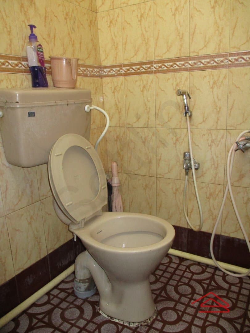 bathrooms-SeZm.jpg