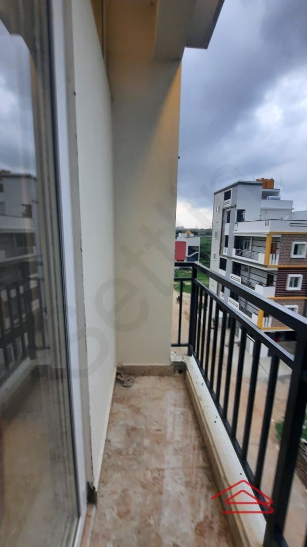 balconies-nv7d.jpg