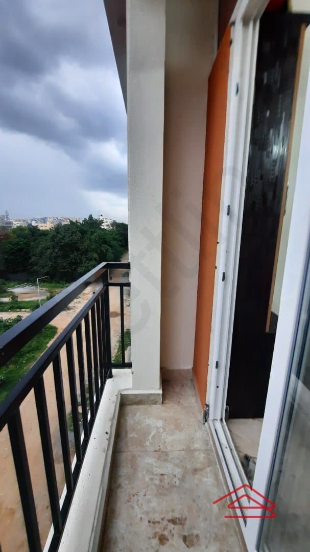 balconies-t7EW.jpg