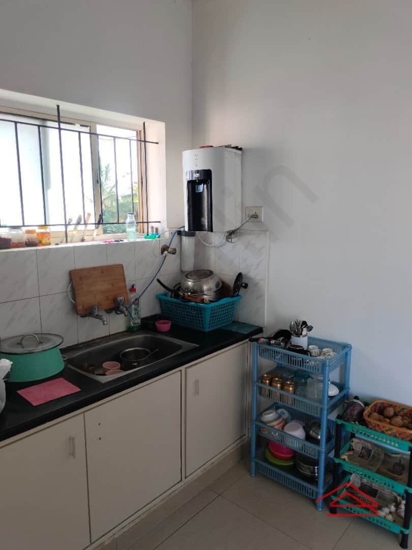 Kitchen 1