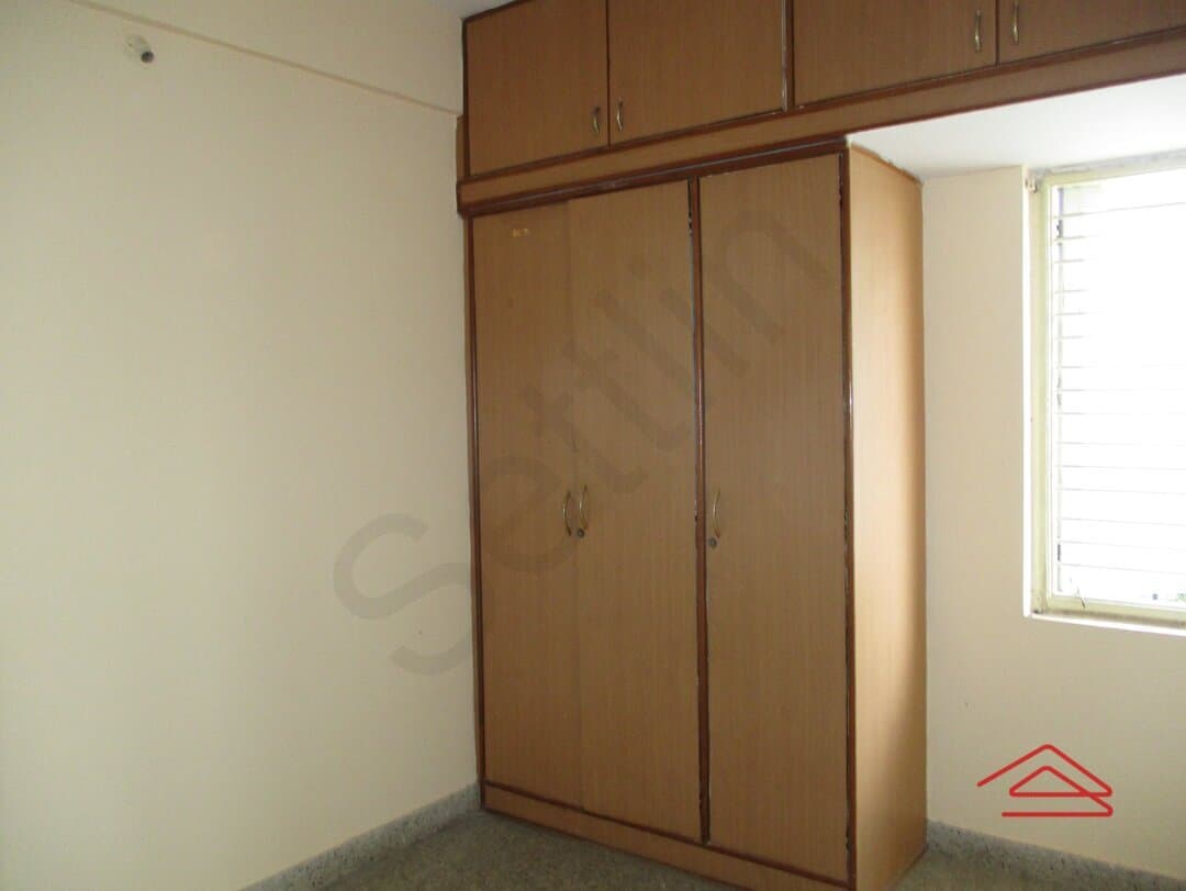 bedrooms-YBuH.jpg