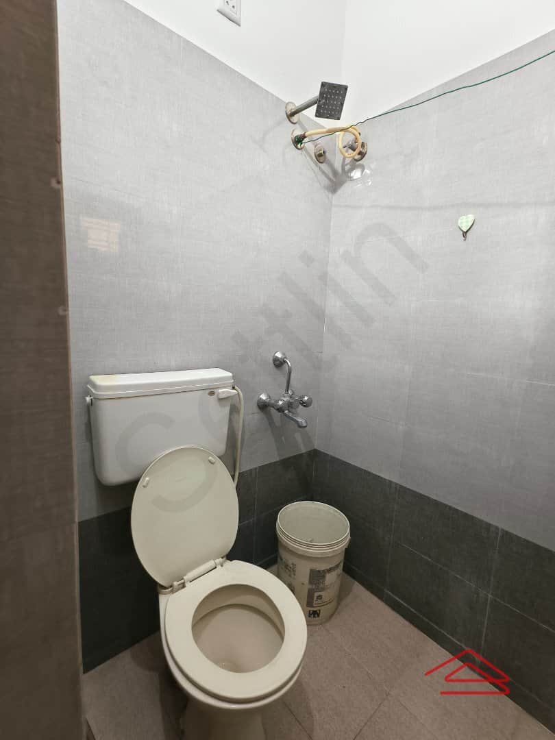 Sub Unit : bathrooms 1