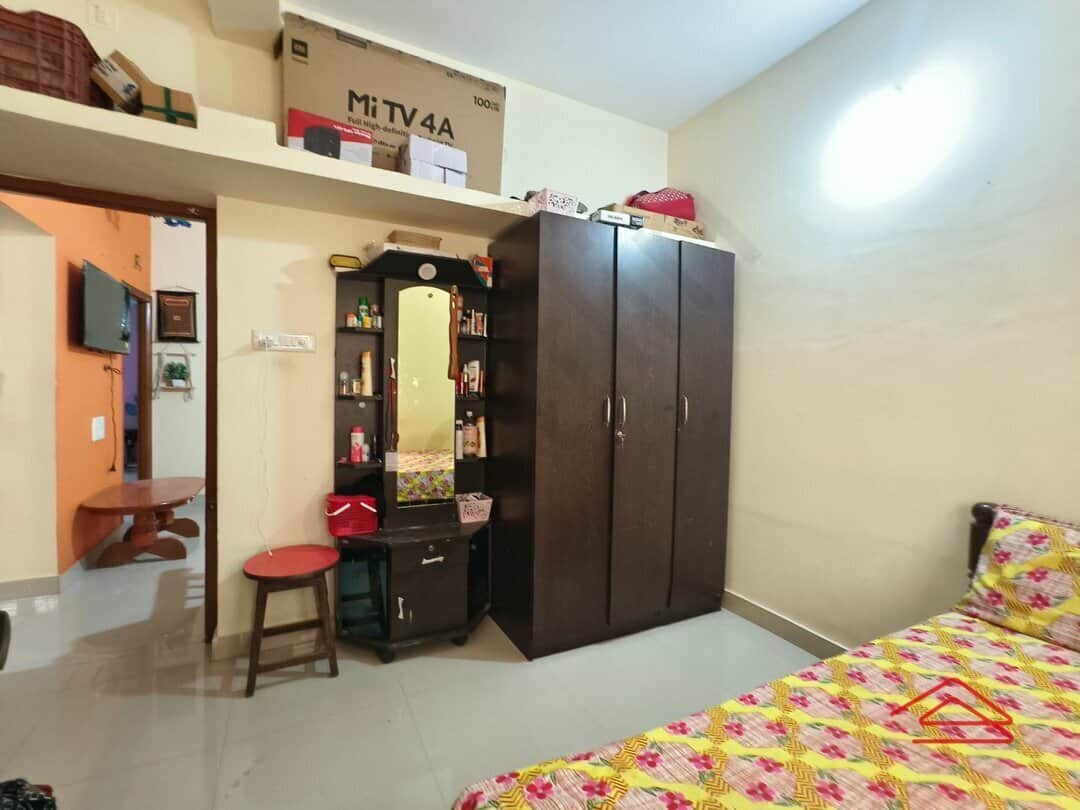 Sub Unit : bedrooms 1