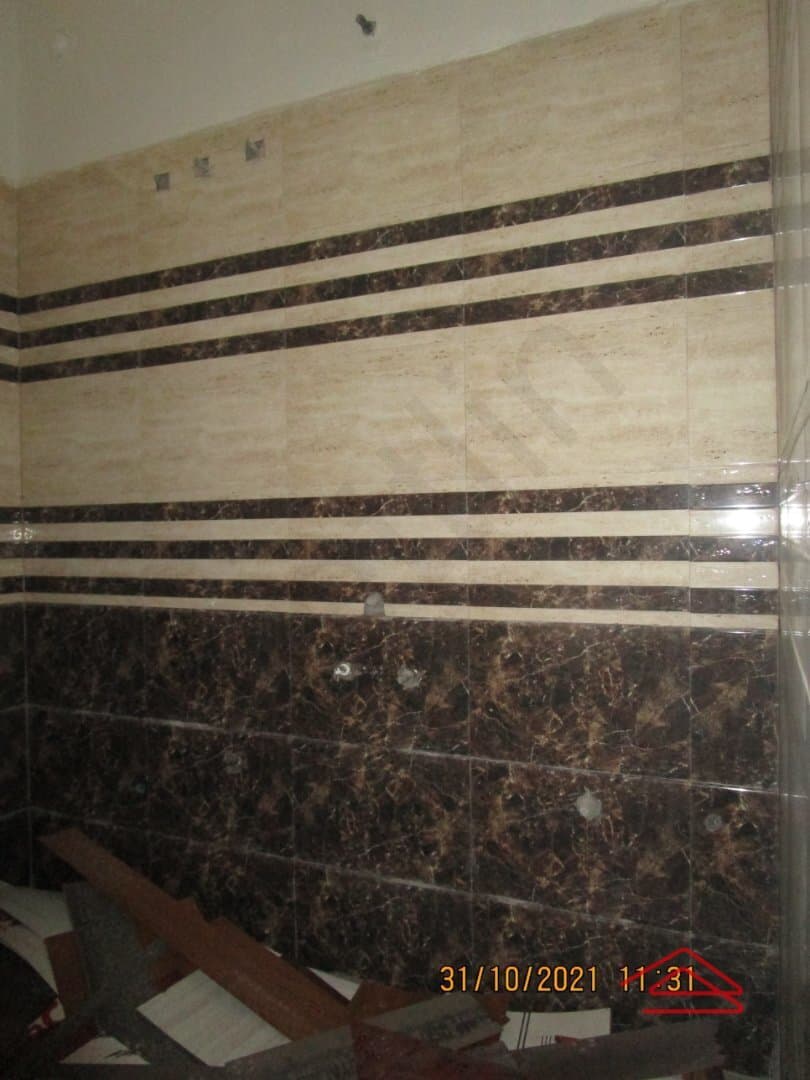 bathrooms-FbRt.jpg