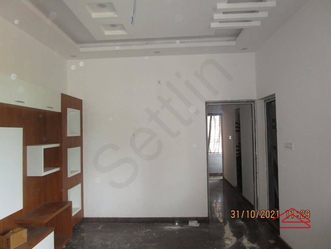 halls-DerW.jpg