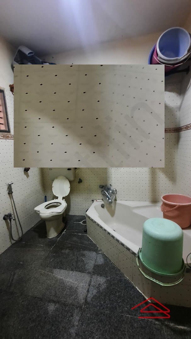 bathrooms-tAjD.jpg