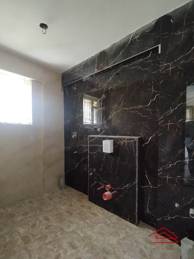 Sub Unit : bathrooms 2