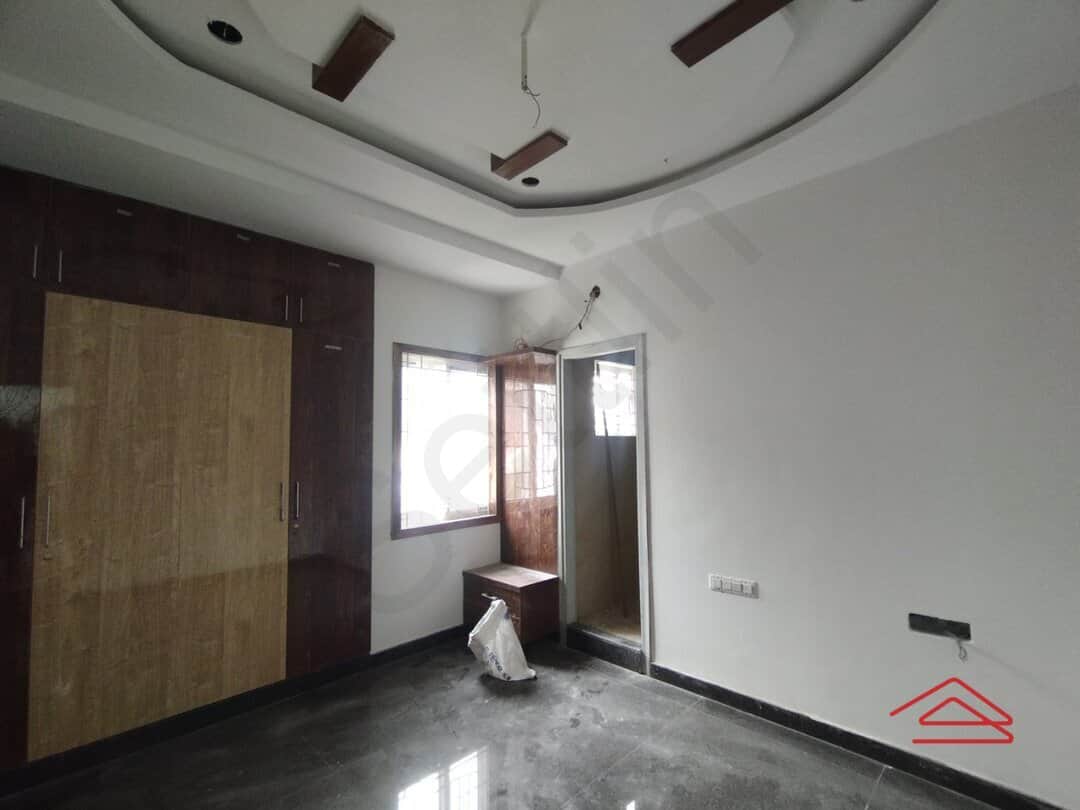 Sub Unit : bedrooms 4