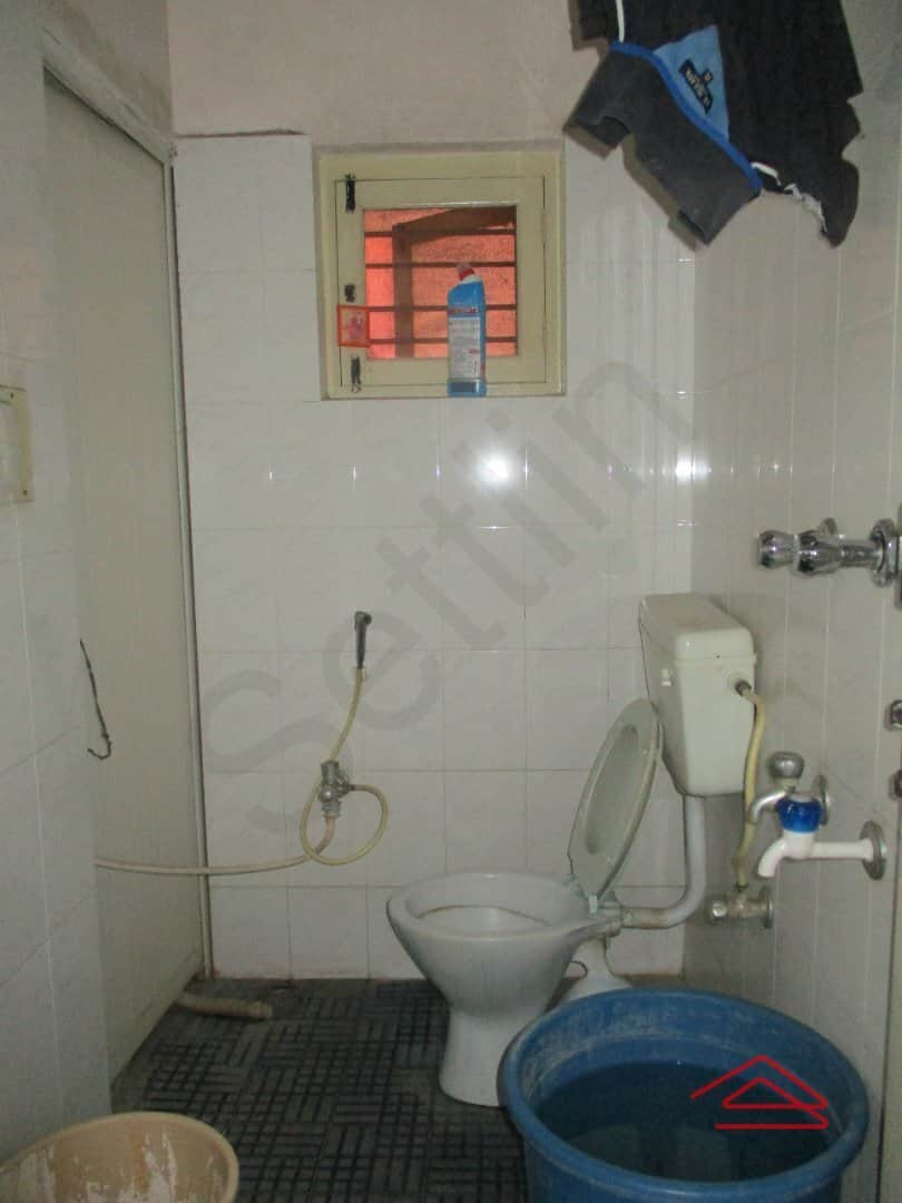 Sub Unit : bathrooms 1