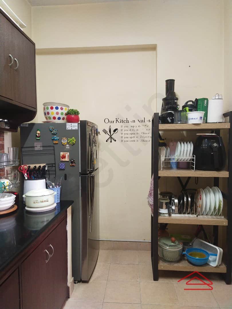 Kitchen 1