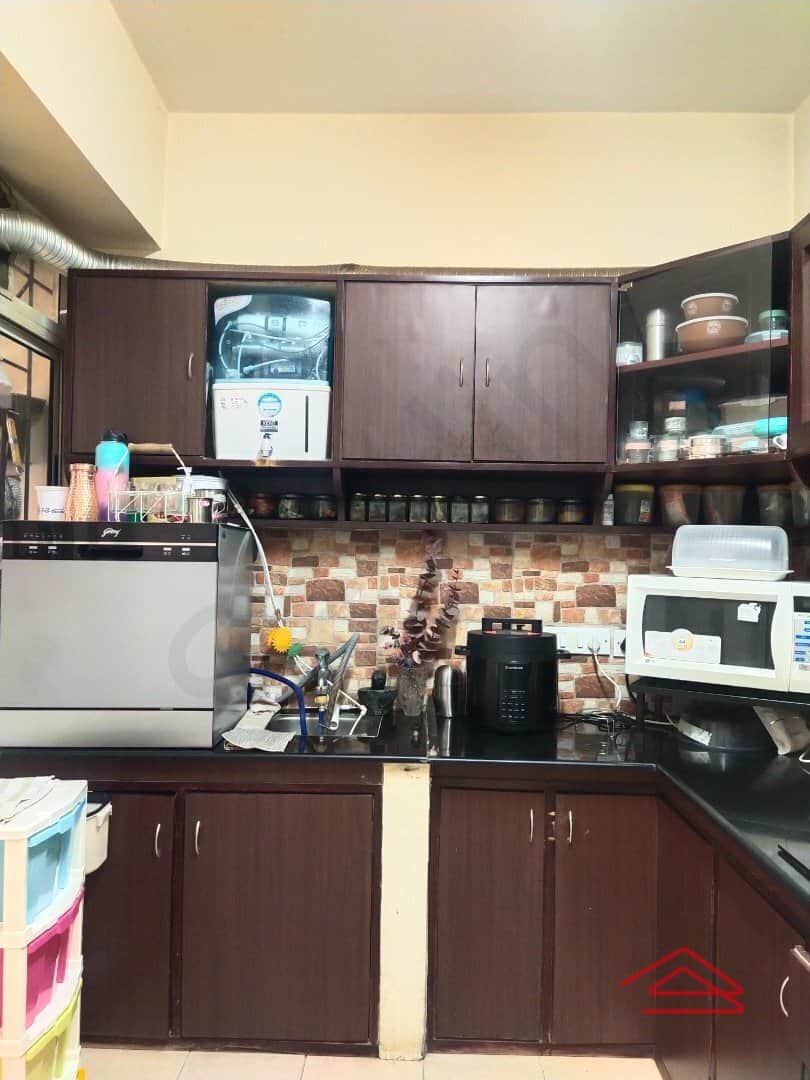 Kitchen 1