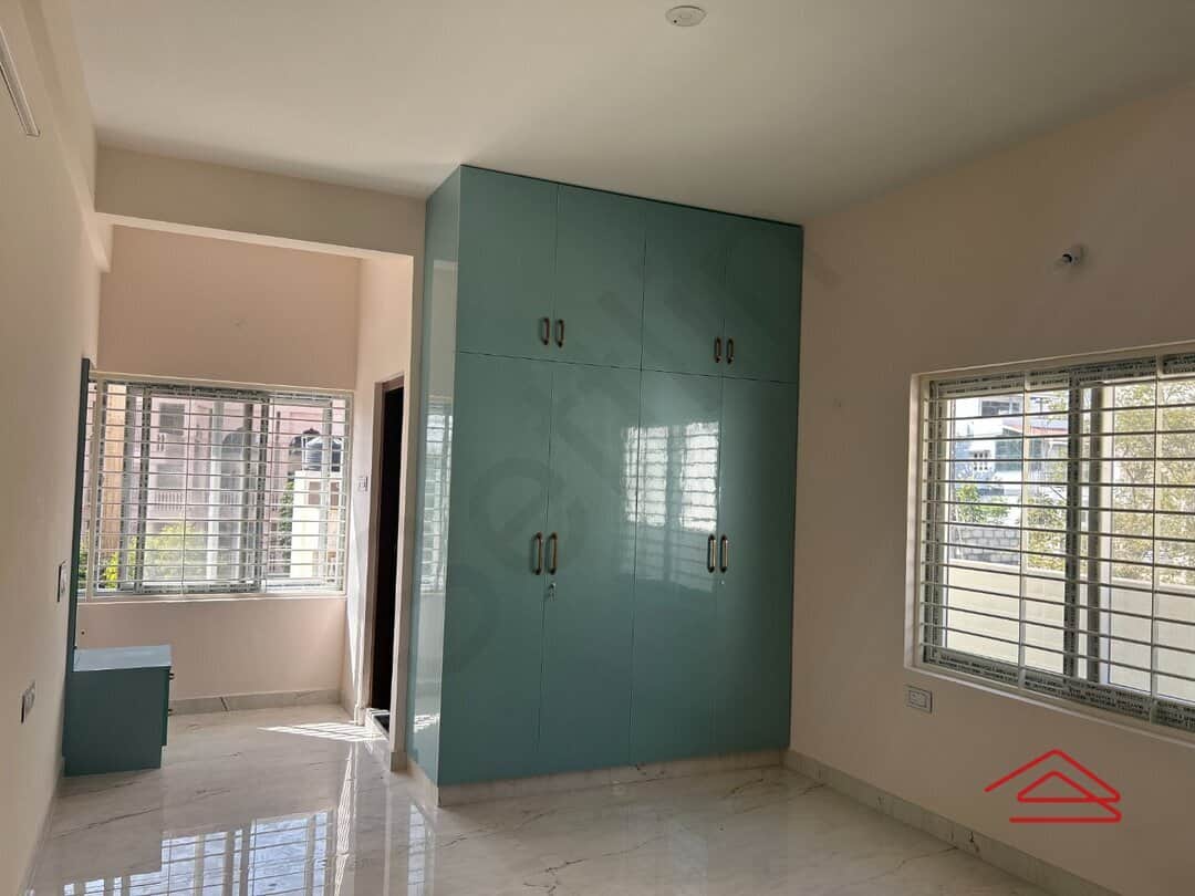 Sub Unit : bedrooms 2