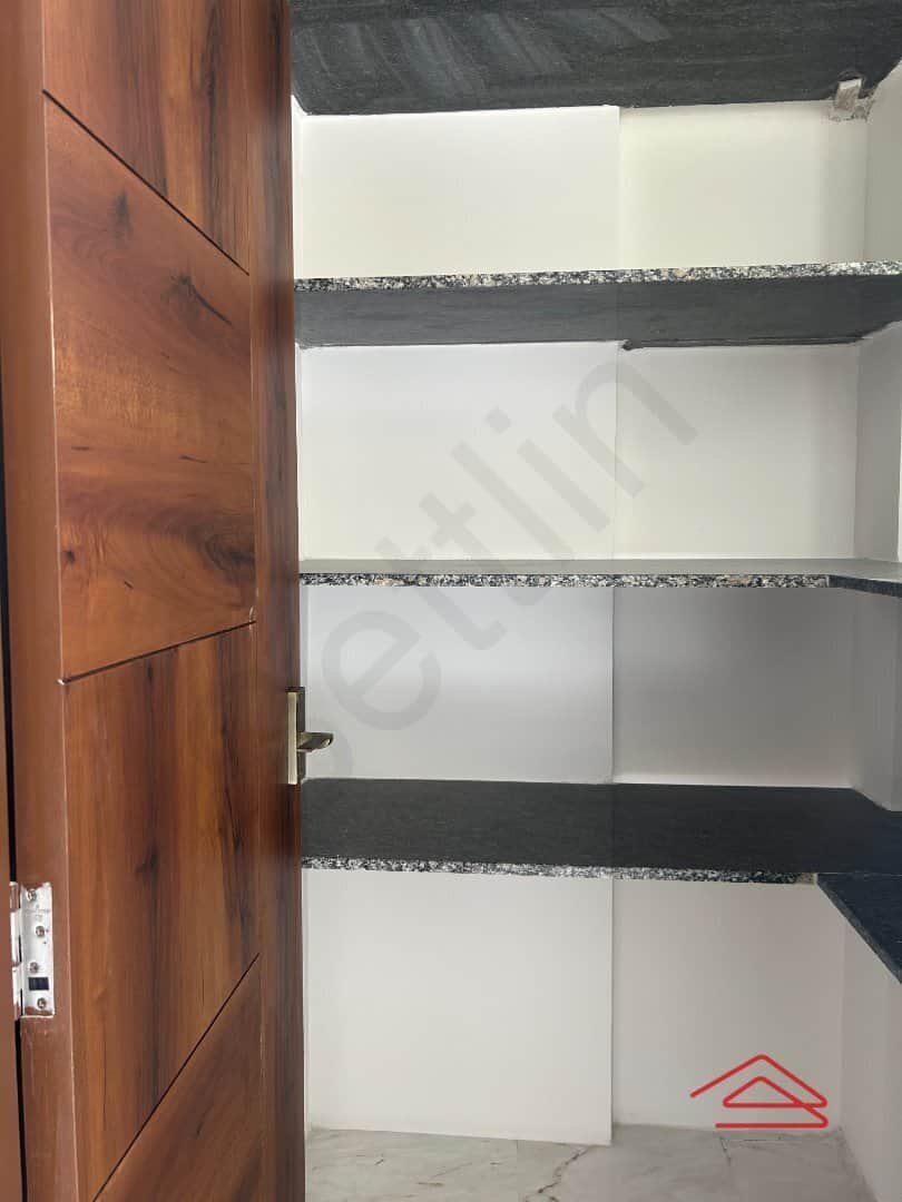 Sub Unit : storeRooms 1