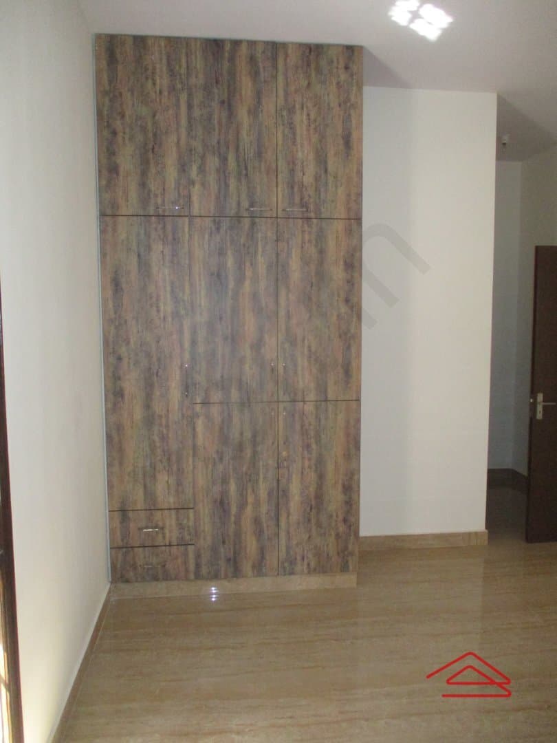 bedrooms-3c9g.jpg